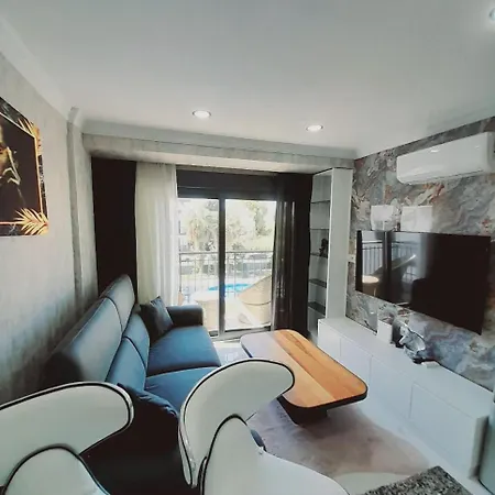 Apartment By Lotus
