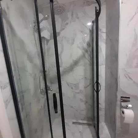 By Lotus Apartament Side