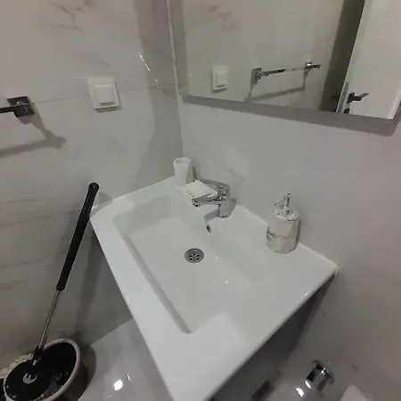 Apartament By Lotus *