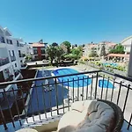 By Lotus Apartament *